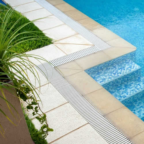 piscina-de-borde-finlandes